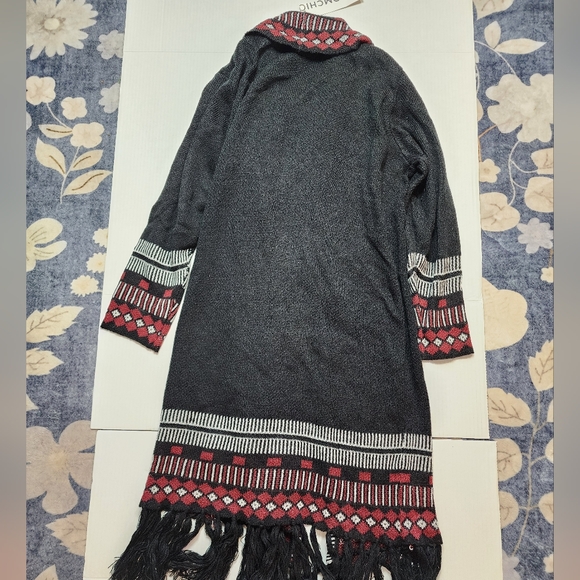 BloomChic Black and Red Geometric Cardigan - Picture 2 of 3